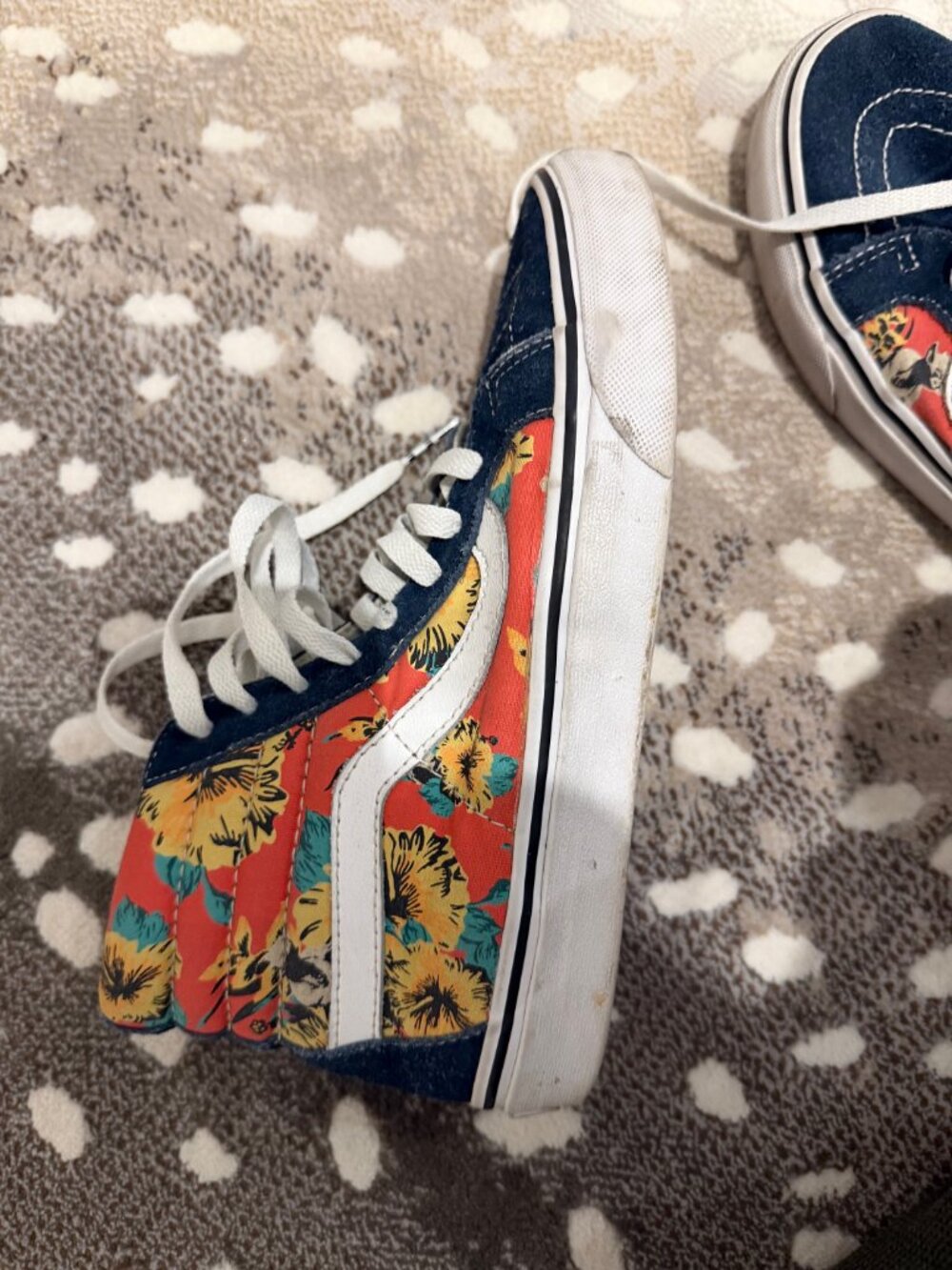 VANS STAR WARS WOMENS US 8.5/MEN US 7